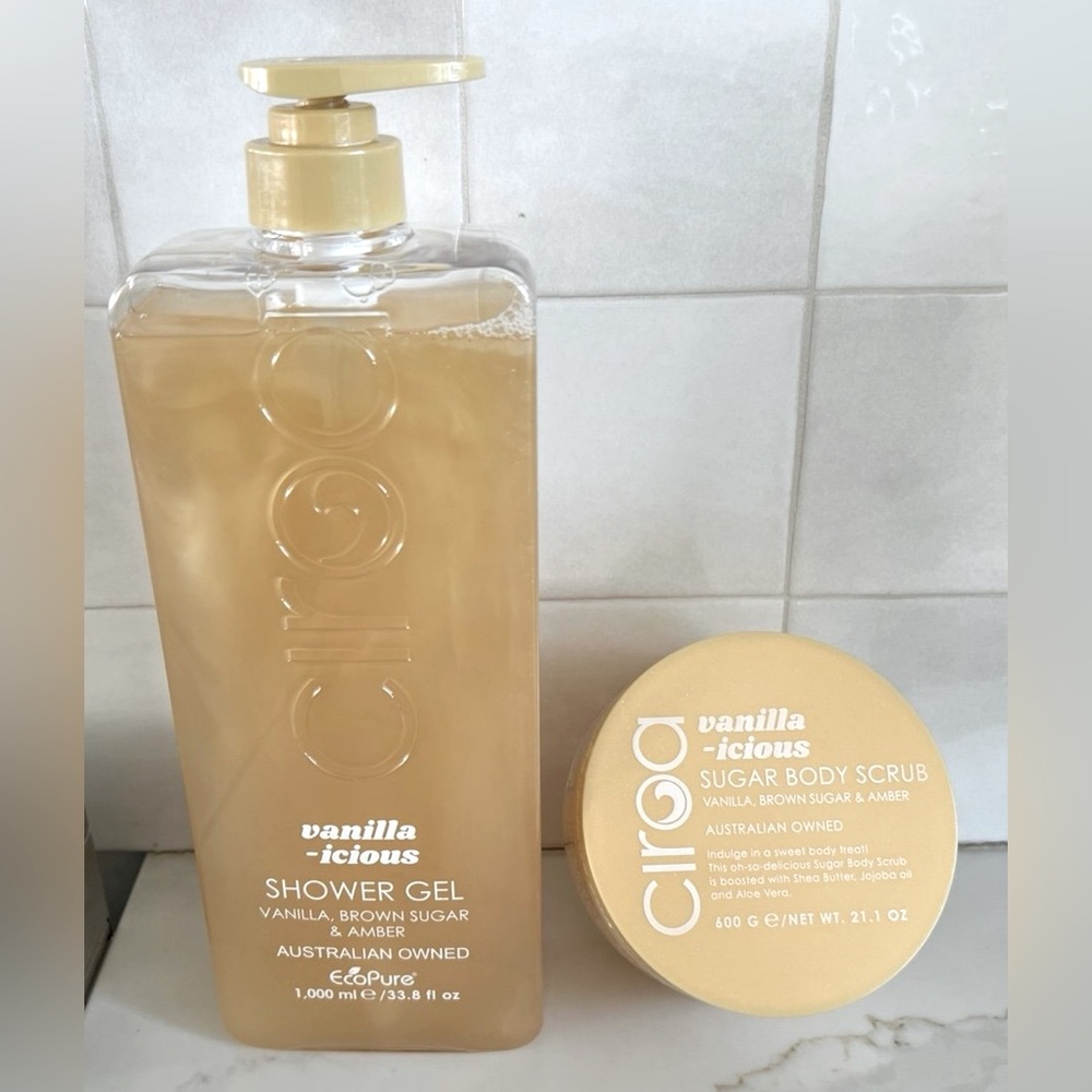 Vanilla-icious Shower Gel & Sugar Body Scrub Set